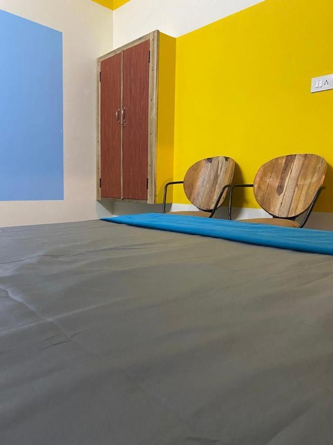 Unearth Hostel ออโรวิลล์ ภายนอก รูปภาพ