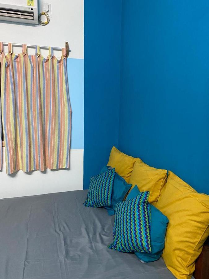 Unearth Hostel ออโรวิลล์ ภายนอก รูปภาพ