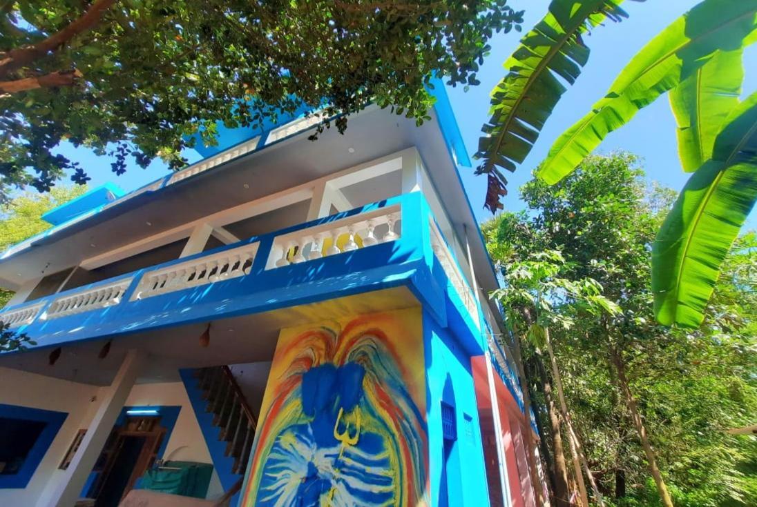 Unearth Hostel ออโรวิลล์ ภายนอก รูปภาพ