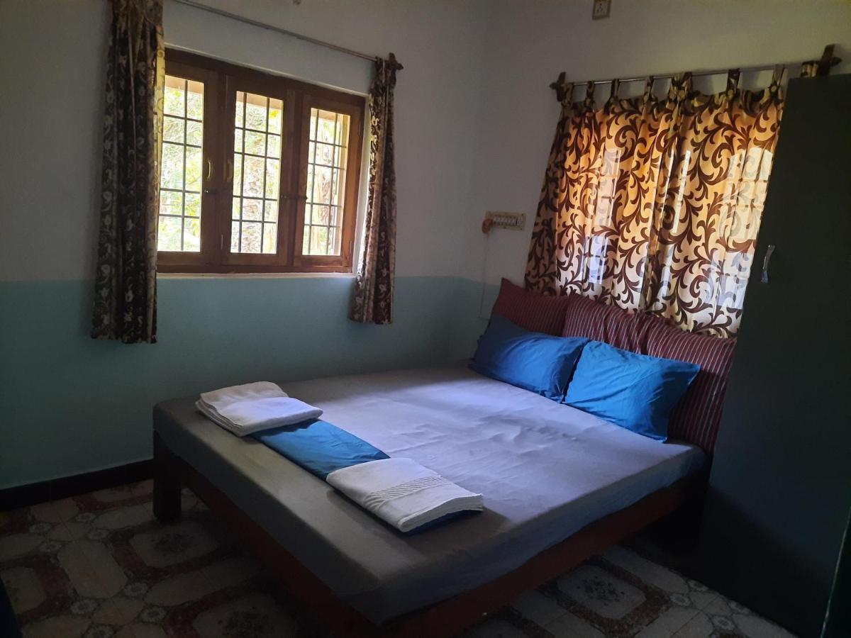 Unearth Hostel ออโรวิลล์ ภายนอก รูปภาพ