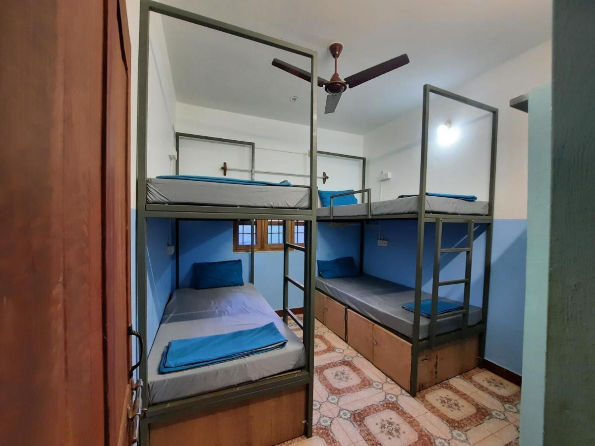 Unearth Hostel ออโรวิลล์ ภายนอก รูปภาพ