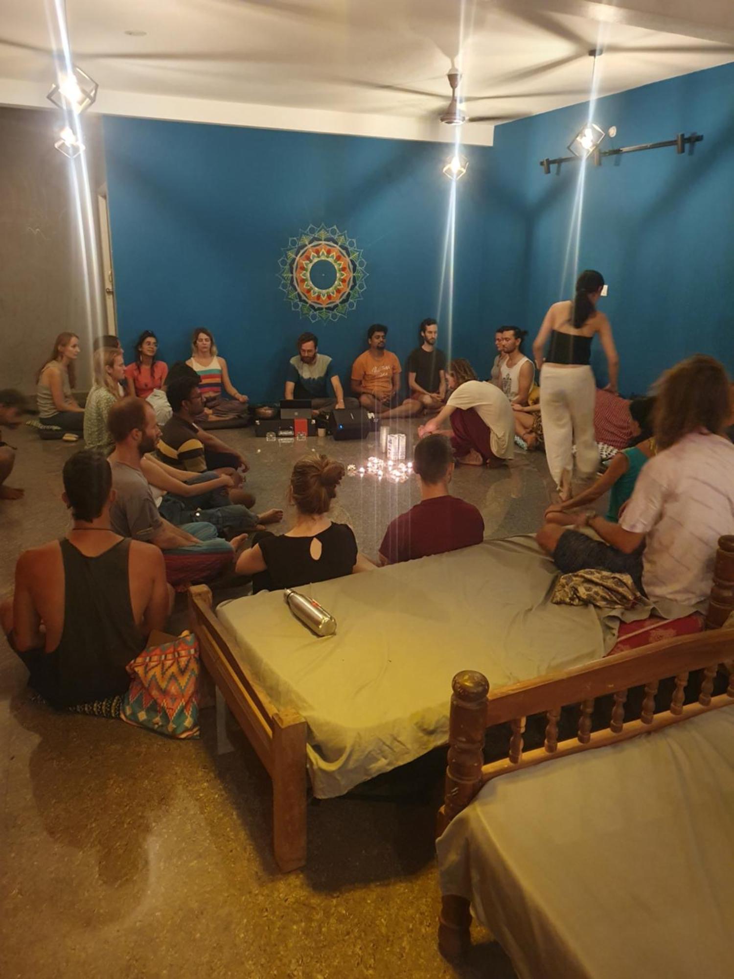 Unearth Hostel ออโรวิลล์ ภายนอก รูปภาพ
